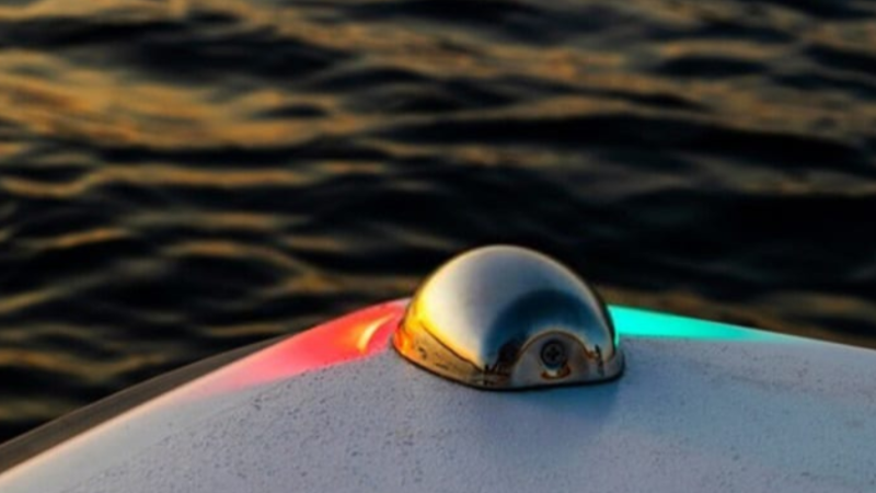 battery powered boat lights
